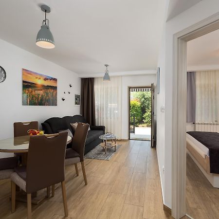 Apartman Angolo Verde Vižinada Exterior foto